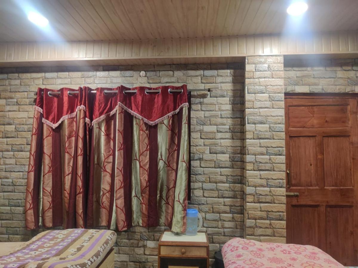 Mehdudia Guest House Simlá Kültér fotó