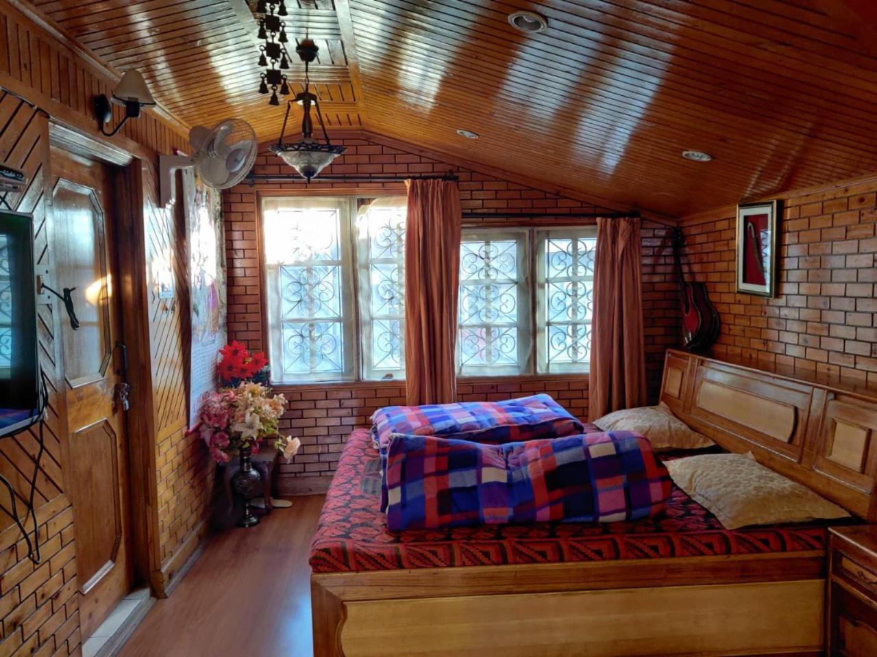 Mehdudia Guest House Simlá Kültér fotó